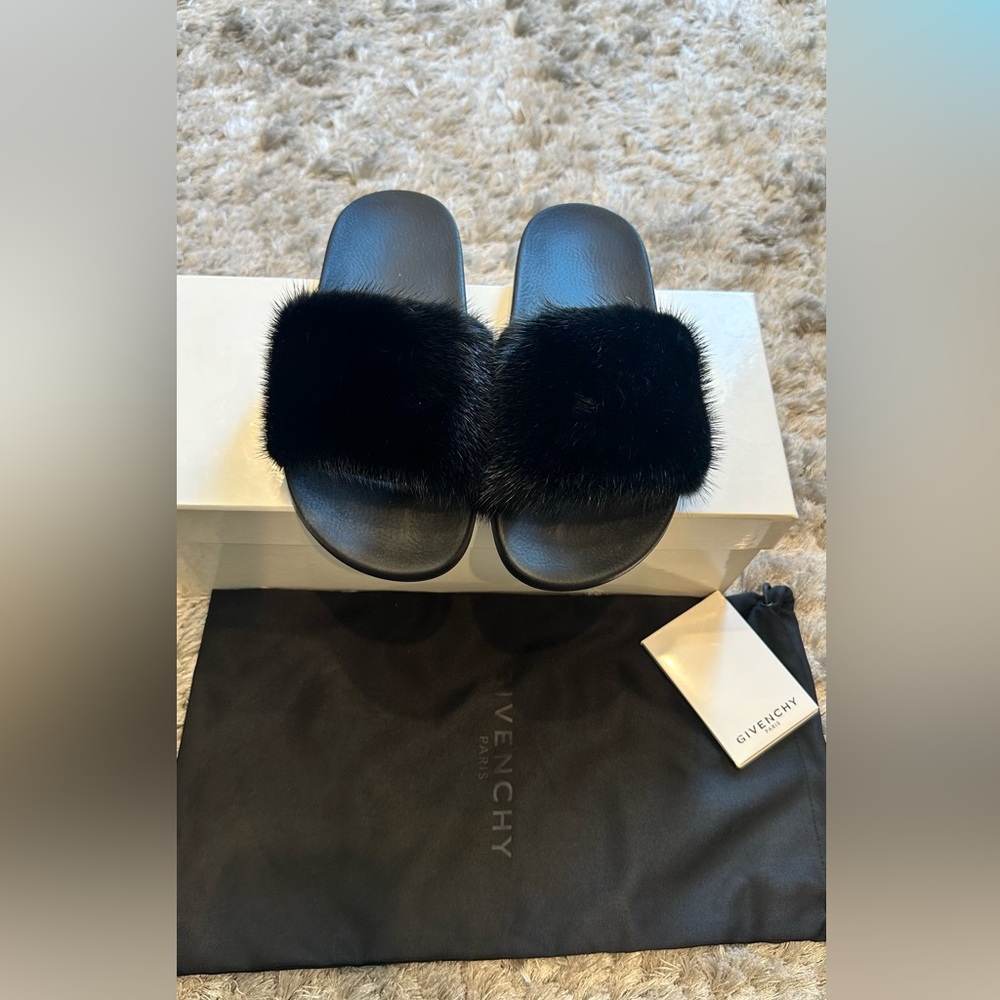 Givenchy Fur Slide Sandals; Black; Size 37